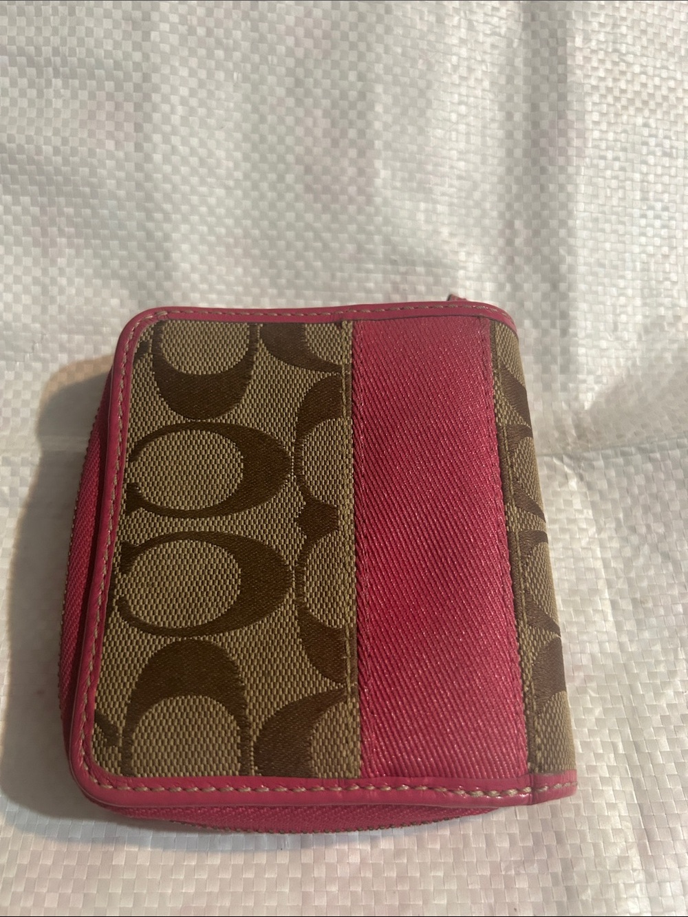 Coach Brown Signature Canvas Wallet with Pink Leather Trim vintage Y2K - Picture 2 of 6